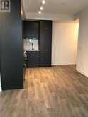 816 - 10 HONEYCRISP CRESCENT Vaughan