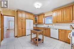 186 ROYALAVON CRESCENT Toronto