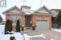 6 FORTUNA CIRCLE New Tecumseth