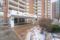 210 - 5 VICORA LINKWAY Toronto