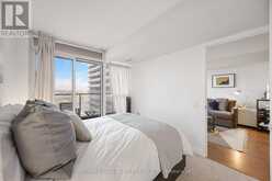 908 - 29 SINGER COURT Toronto