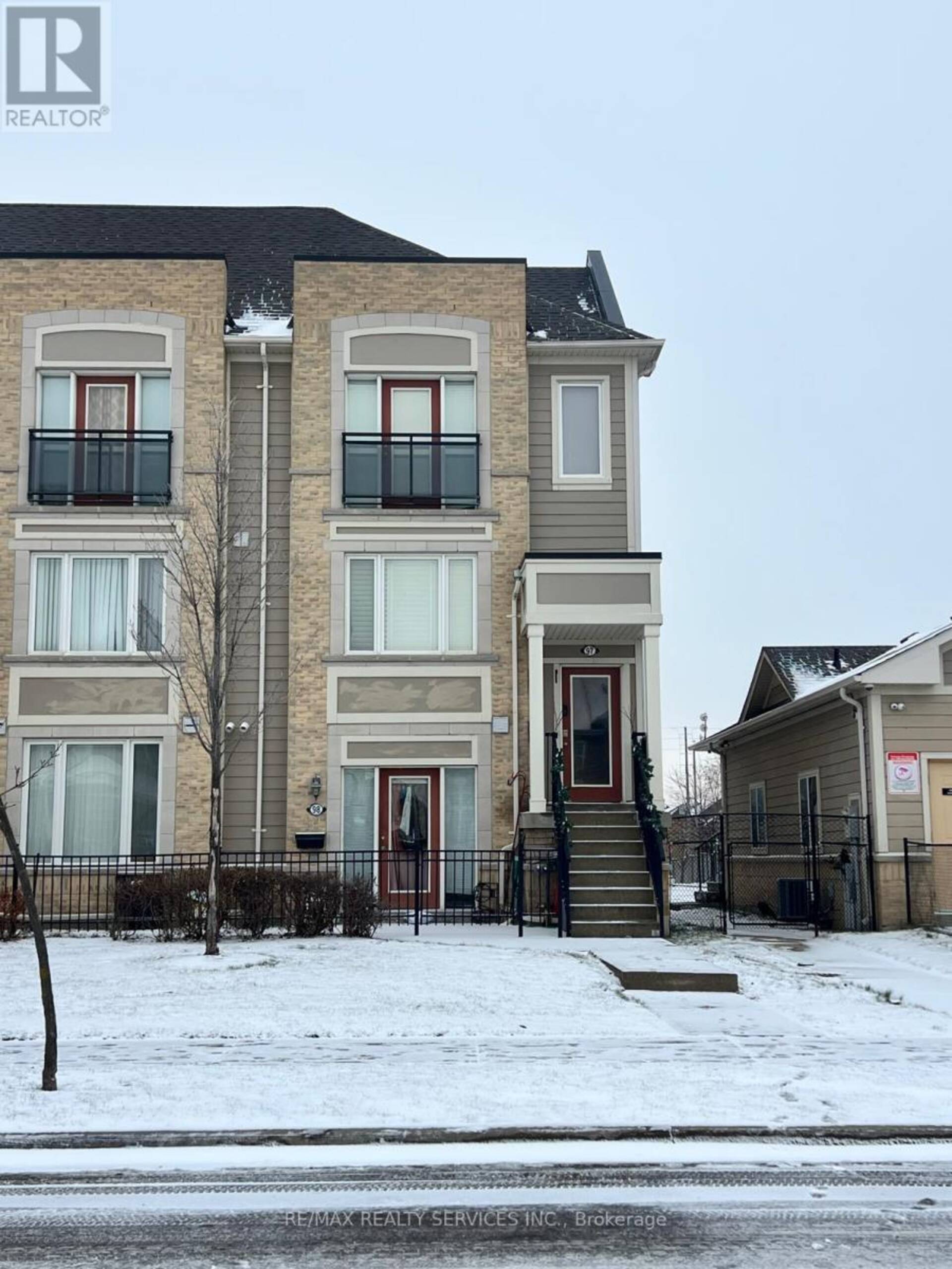 97 - 60 FAIRWOOD CIRCLE Brampton