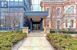 1609 - 28 LINDEN STREET Toronto