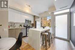 TH12 - 23 SHEPPARD AVENUE E Toronto