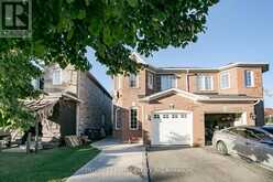 4 LAKE LOUISE DRIVE Brampton