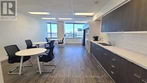 810-22C - 55 COMMERCE VALLEY DRIVE W Markham