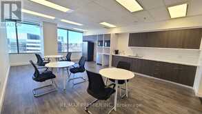 810-32B - 55 COMMERCE VALLEY DRIVE W Markham