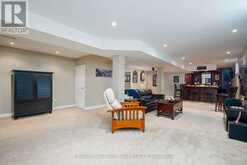 105 CROMPTON DRIVE Barrie