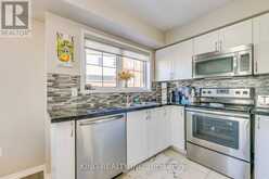 8 - 35 HAYS BOULEVARD Oakville