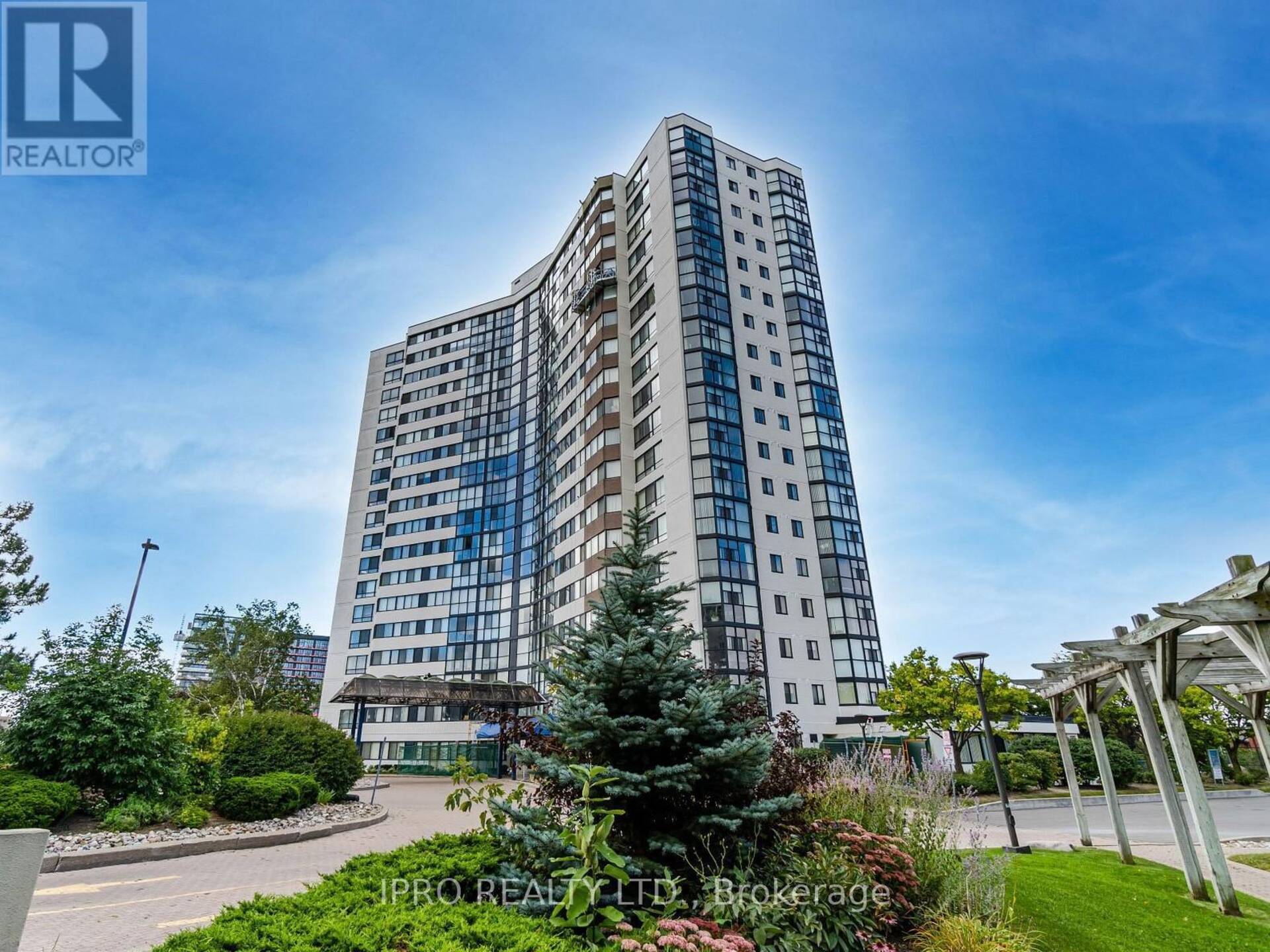 808 - 1360 RATHBURN ROAD E Mississauga