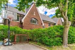 1 - 323 WALMER ROAD Toronto