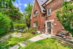 1 - 323 WALMER ROAD Toronto