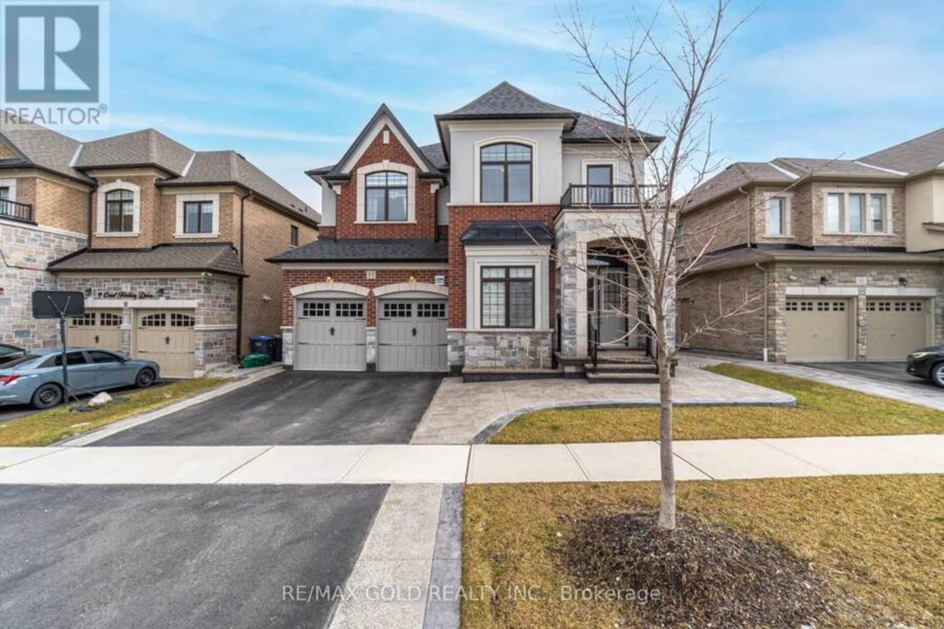 11 CARL FINLAY DRIVE Brampton