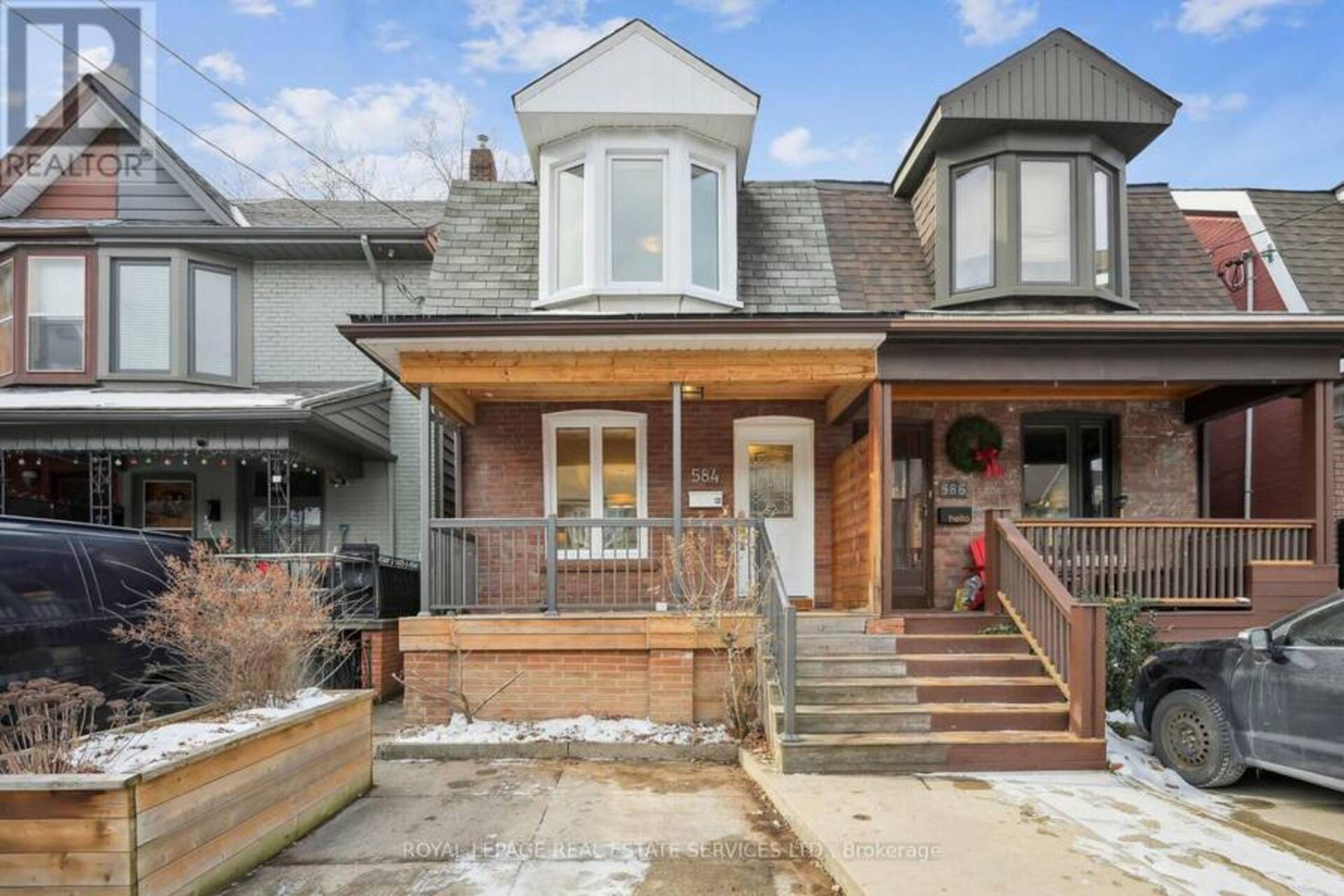 584 GLADSTONE AVENUE Toronto