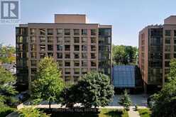 901/902 - 449 WALMER ROAD Toronto