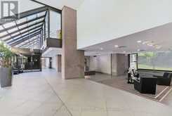 901/902 - 449 WALMER ROAD Toronto