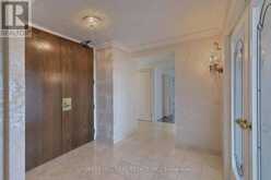 901/902 - 449 WALMER ROAD Toronto