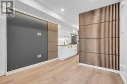 B2 - 158 INDIAN GROVE Toronto