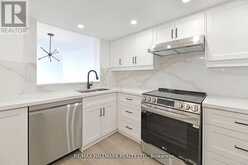 706 - 7420 BATHURST STREET Vaughan