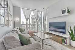 517 - 62 FOREST MANOR ROAD Toronto