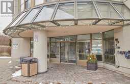 401 - 712 ROSSLAND ROAD E Whitby