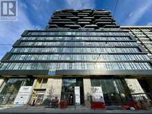 507 - 195 MCCAUL STREET Toronto