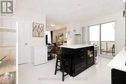 809 - 9085 JANE STREET Vaughan