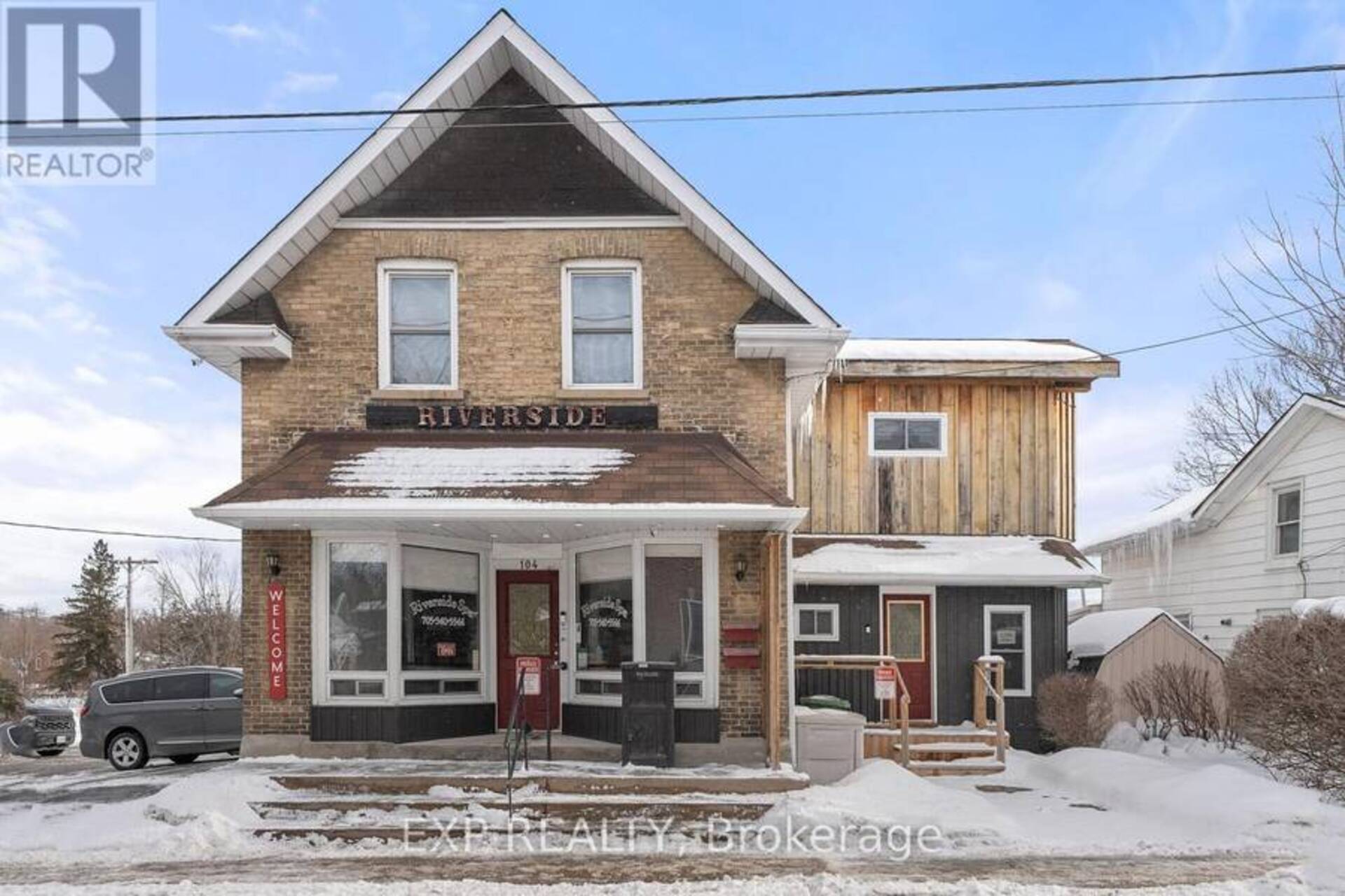 104 WILLIAM STREET N Kawartha Lakes