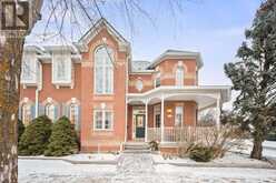 2 GLENDENNAN AVENUE Markham