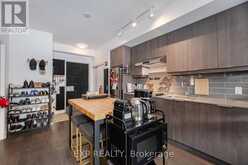 402 - 36 FOREST MANOR ROAD Toronto