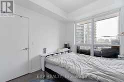 402 - 36 FOREST MANOR ROAD Toronto