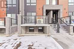 10 - 165 TAPSCOTT ROAD Toronto