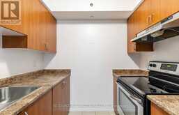 231 - 35 SARANAC BOULEVARD Toronto