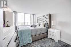 707 - 7 TOWNSGATE DRIVE Vaughan