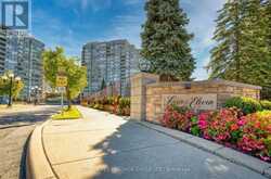 707 - 7 TOWNSGATE DRIVE Vaughan