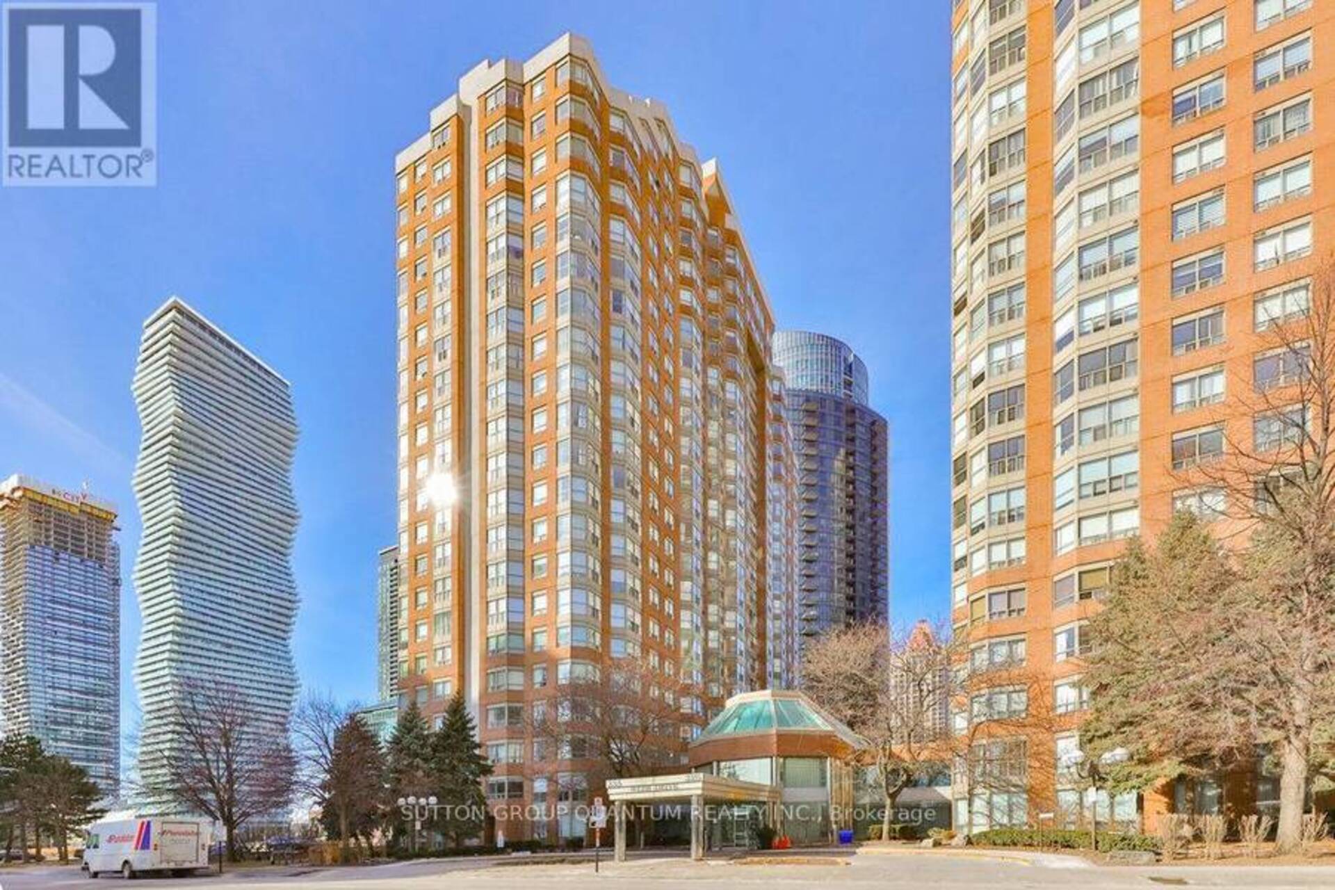 1604 - 335 WEBB DRIVE Mississauga