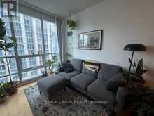 3613 - 761 BAY STREET Toronto