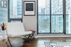 412 - 33 LOMBARD STREET Toronto