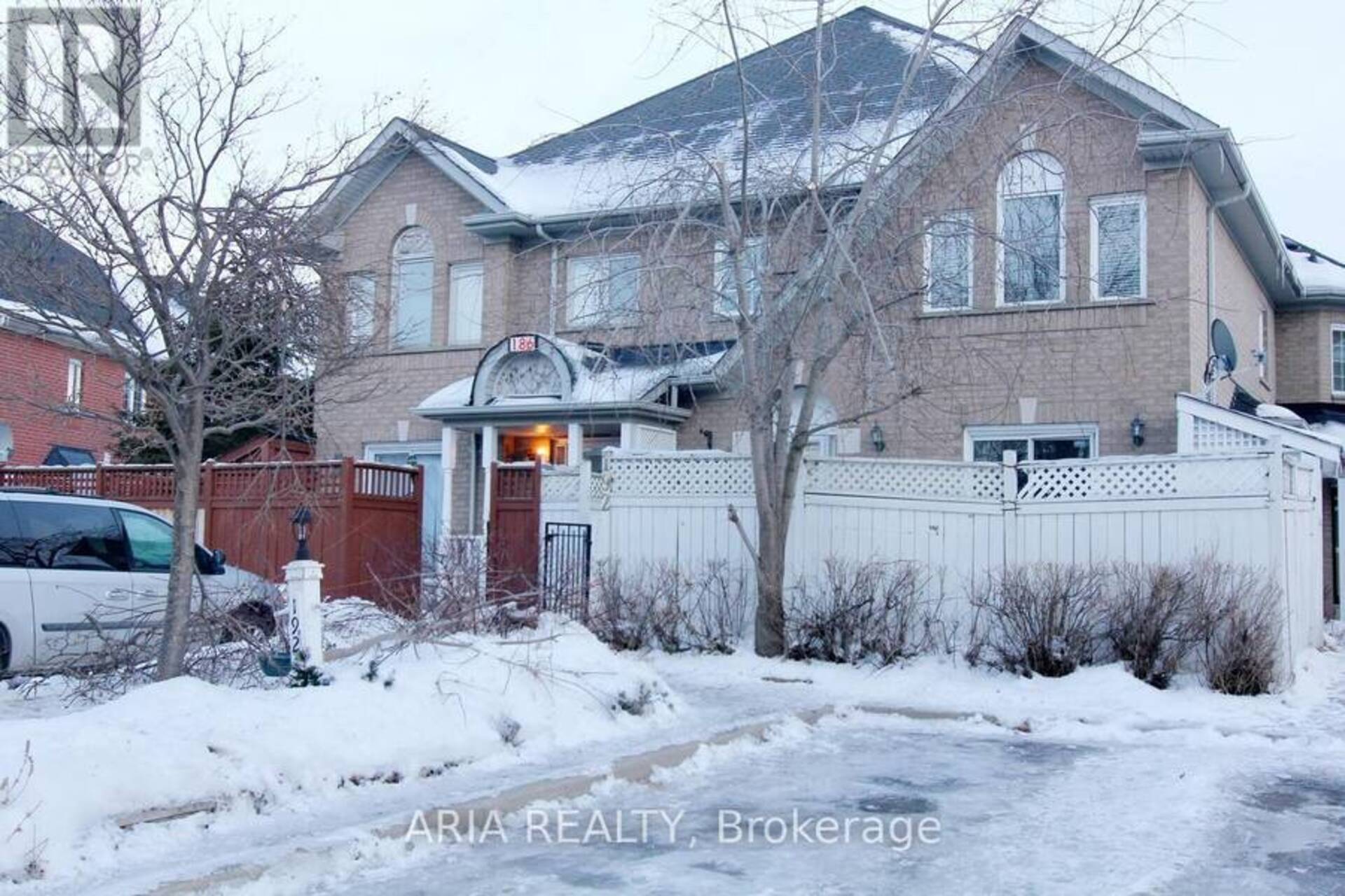 192 PRESSED BRICK DRIVE Brampton