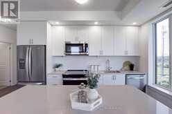 823 - 3200 WILLIAM COLTSON AVENUE Oakville