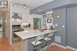 203 - 600 QUEENS QUAY W Toronto