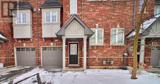 11 - 15 OLD COLONY ROAD Richmond Hill