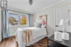 2 ASHMOUNT CRESCENT Toronto