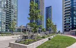 721 - 4055 PARKSIDE VILLAGE DRIVE Mississauga