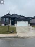 16 KINGSBRIDGE DRIVE Amherstburg