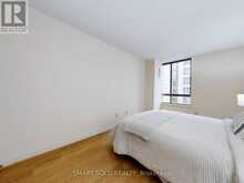 905B - 195 ST PATRICK STREET Toronto