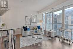 1407 - 126 SIMCOE STREET Toronto