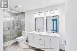 2402 - 10 QUEENS QUAY W Toronto