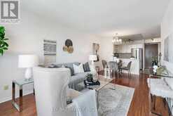 409 - 11 ONEIDA CRESCENT Richmond Hill