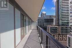 807 - 70 ANNIE CRAIG DRIVE Toronto